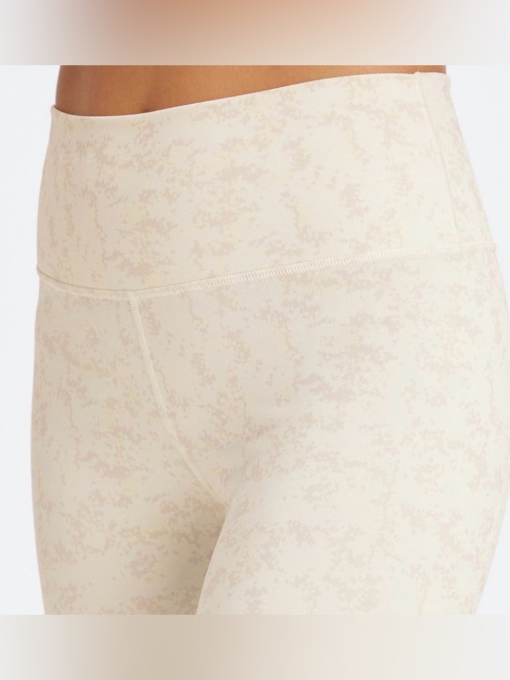 Fabletics High-Rise Leggings - Cream Speckle
